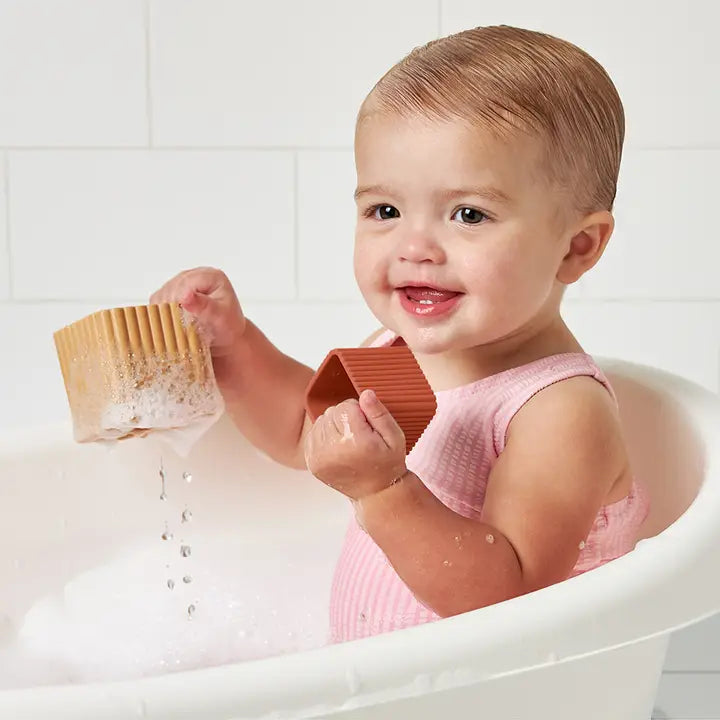 Itzy Sprinkle Bath Nesting Cups