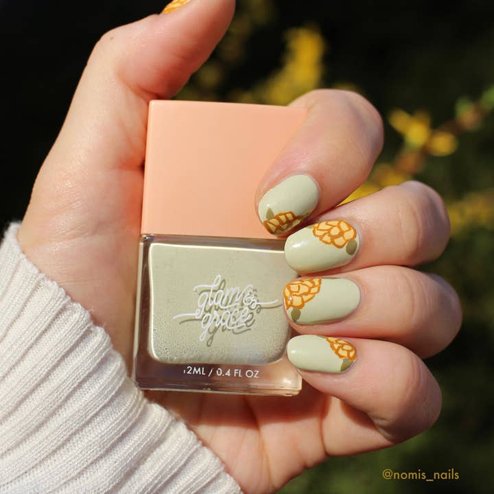 Glam & Grace Mint Nail Polish