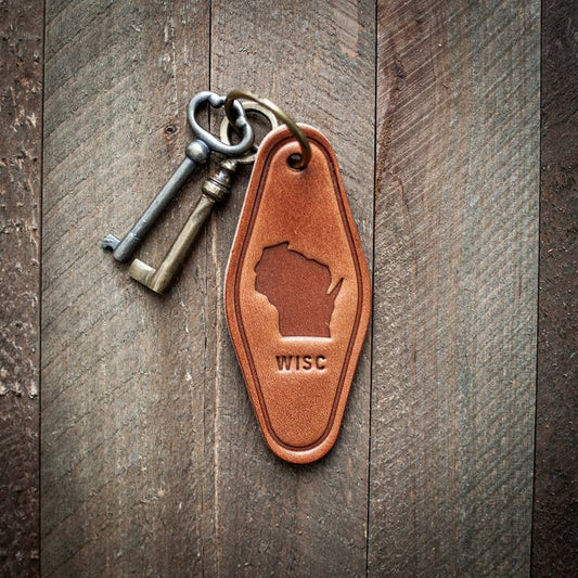 Wisconsin State Silhouette Leather Motel Style Keychain